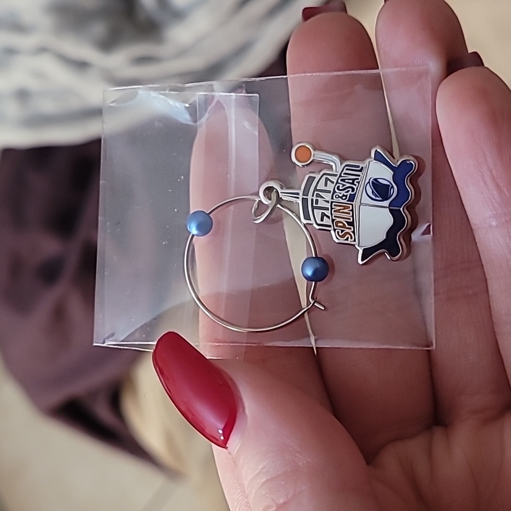 5/$25 New Princess cruise line spin & sail - wine charm